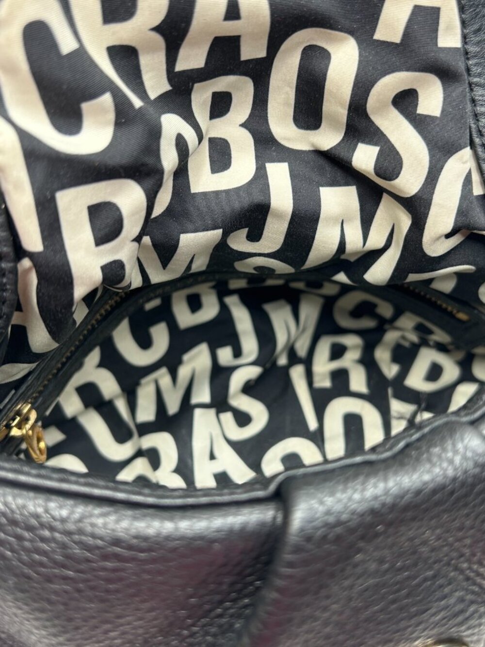 Marc by MARC JACOBS Classic Small Version Q Natasha Crossbody Black Leather Bag - Picture 9 of 12